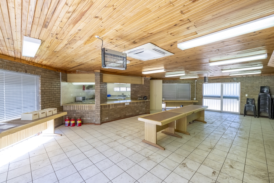 18 Bedroom Property for Sale in Stellenbosch Farms Western Cape